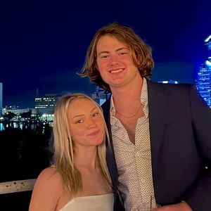 Meet your Posher, Zoe